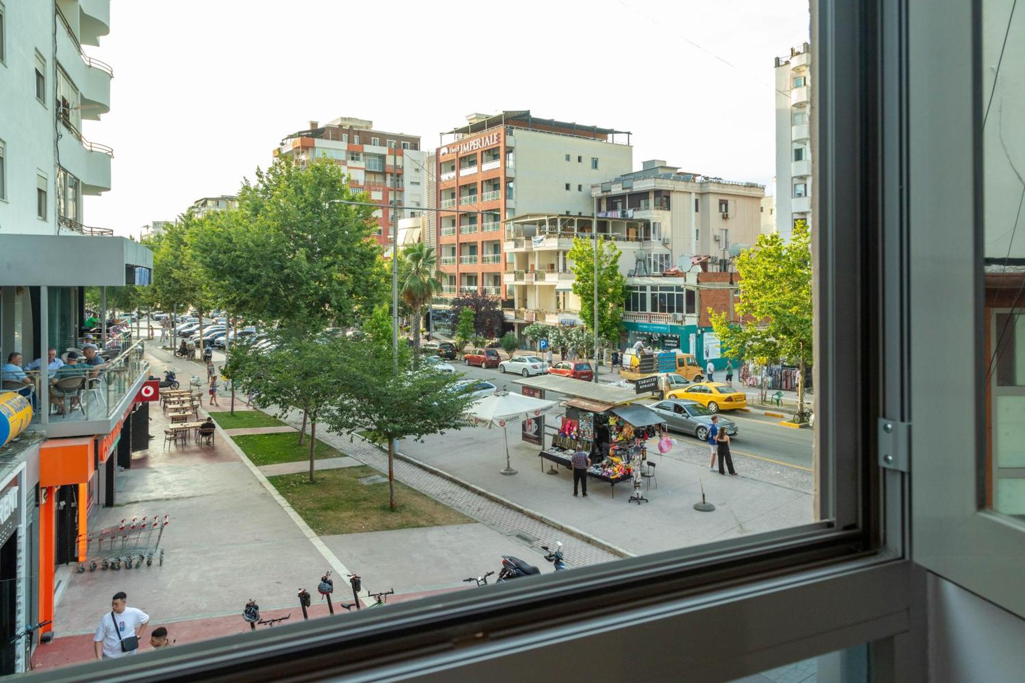 Amau Beach Rooms Durrës Eksteriør billede